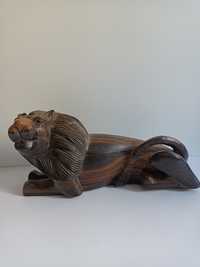 Rzeźba z drewna ,lew z lat 30 XX w..Antyk.