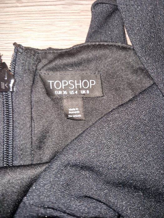 Koronkowa sukienka Topshop