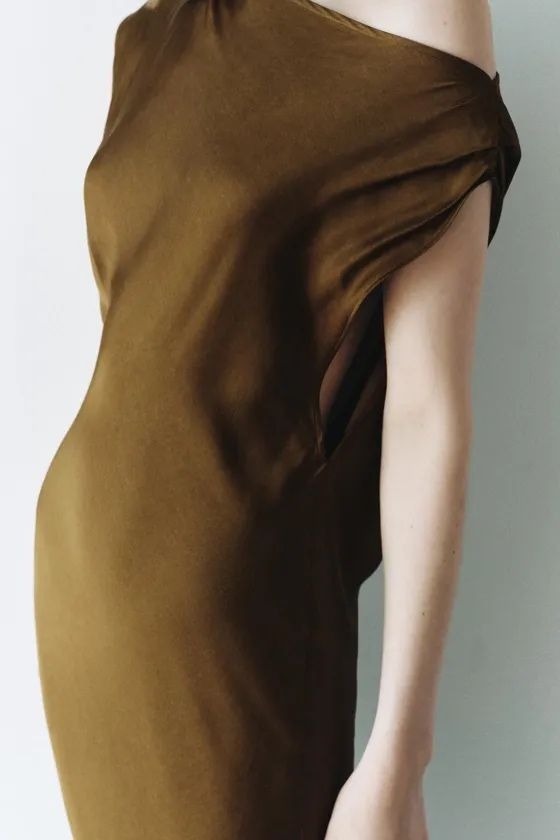 Неймовірна сукня ZARA
