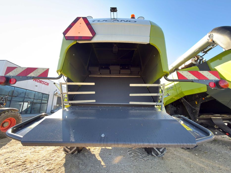 Kombajn zbożowy CLAAS Tucano 420 + CLAAS Vario 500, 2020, 361mh