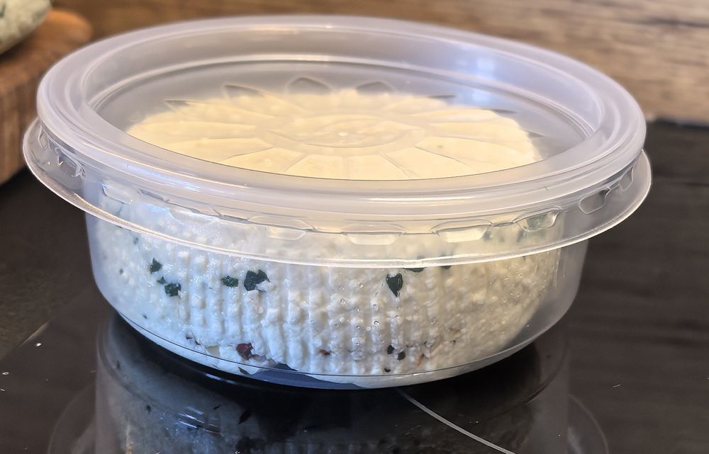 Sery serki podpuszczkowe różne rodzaje.