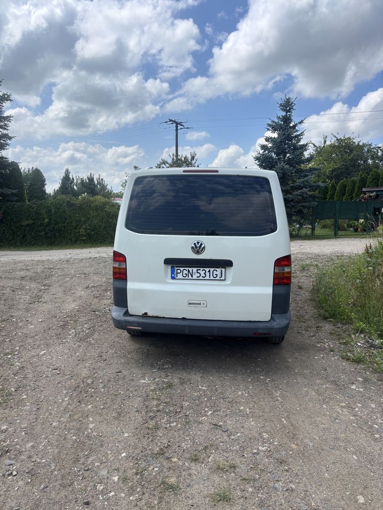 Sprzedam vw t5 transporter 8 osob
