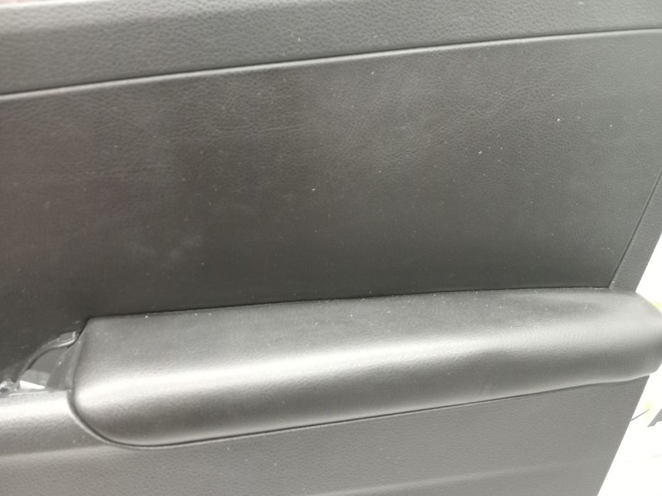 Обшивка двери карта дверная передняя правая VOLKSWAGEN