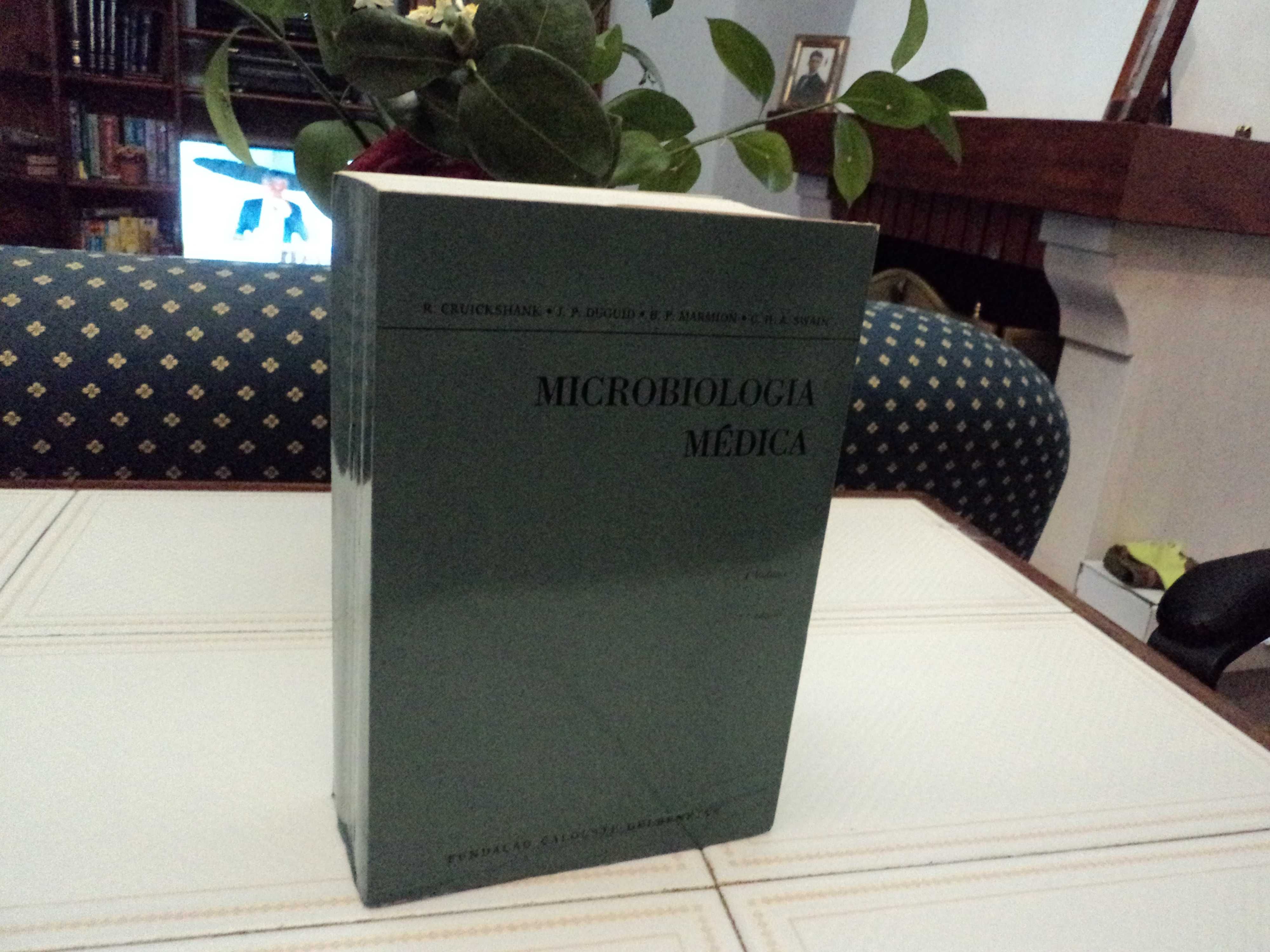 LIVRO - MICROBIOLOGIA MÉDICA