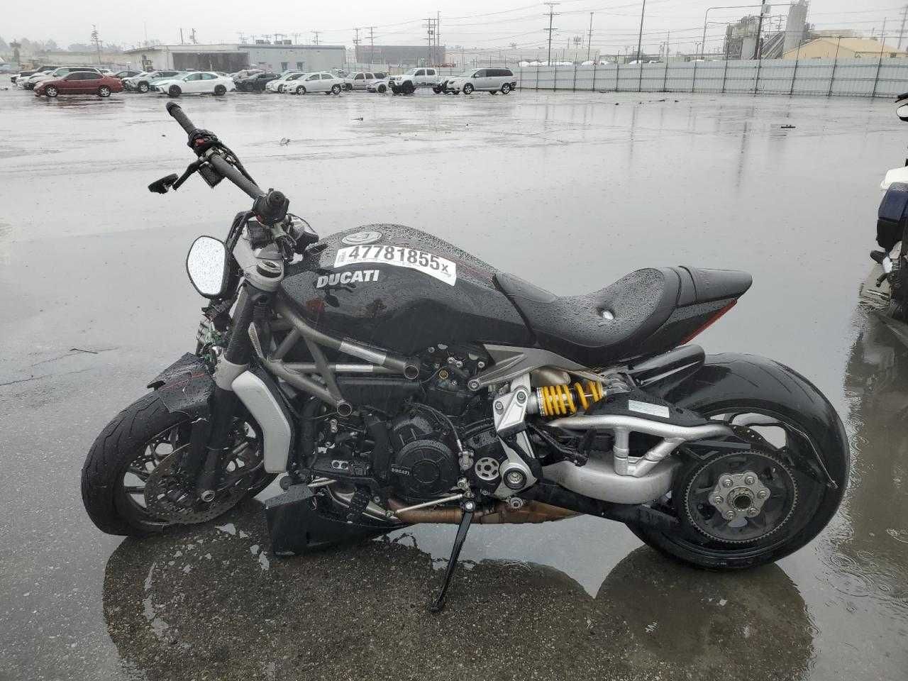 Ducati Xdiavel 2021 - uszkodzony