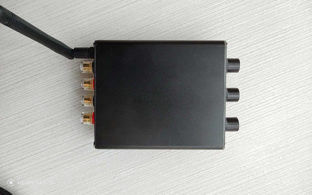 Усилитель с BT5.0 и auxin.