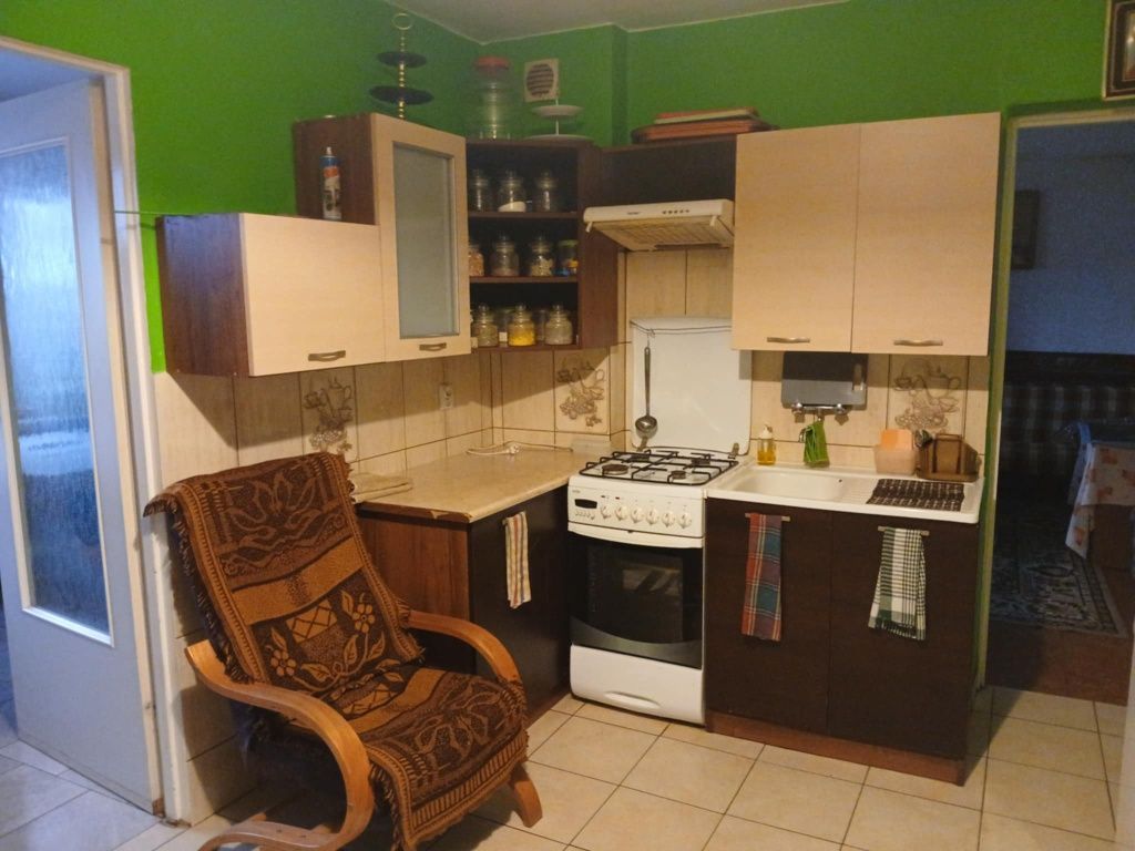 Wynajmę siedlisko z domem i zabudowaniami