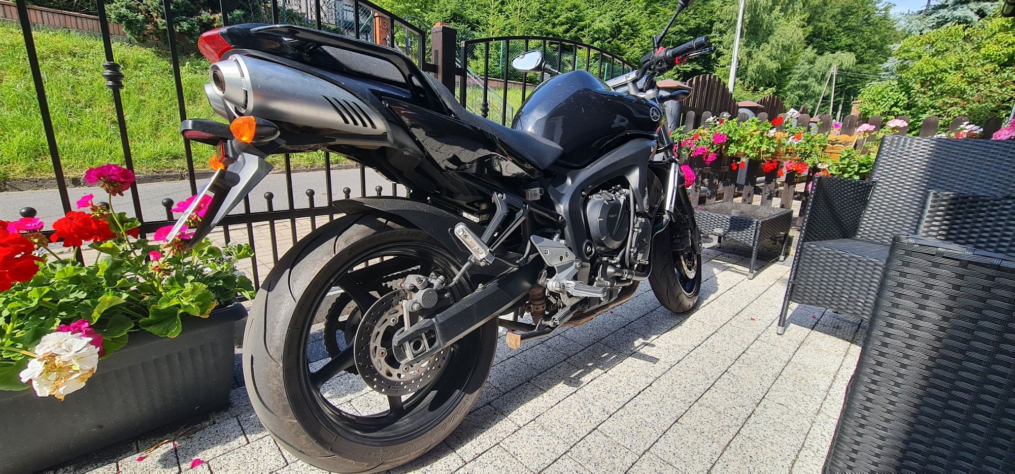 Yamaha FZ6 s2 poj. 600.  100KM 2007