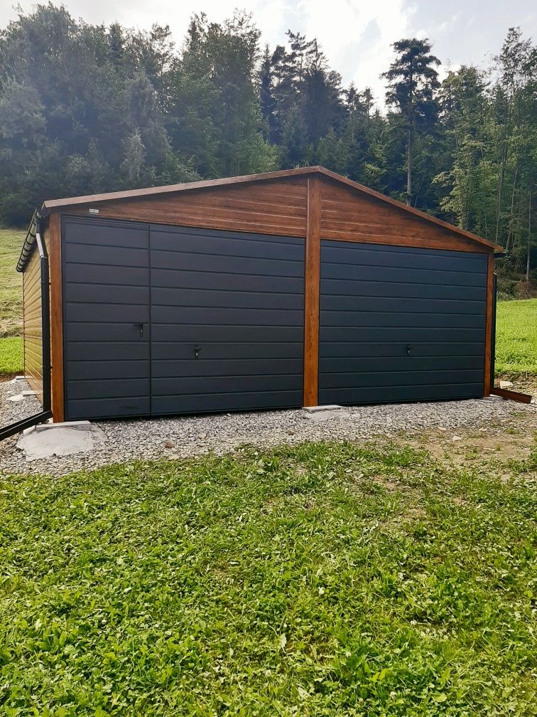 Garaż blaszany 6x6  drewnopodobny