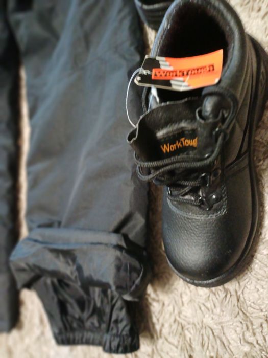 Куртка+лижні штани р-140,+черевики нові шкіра 36 р