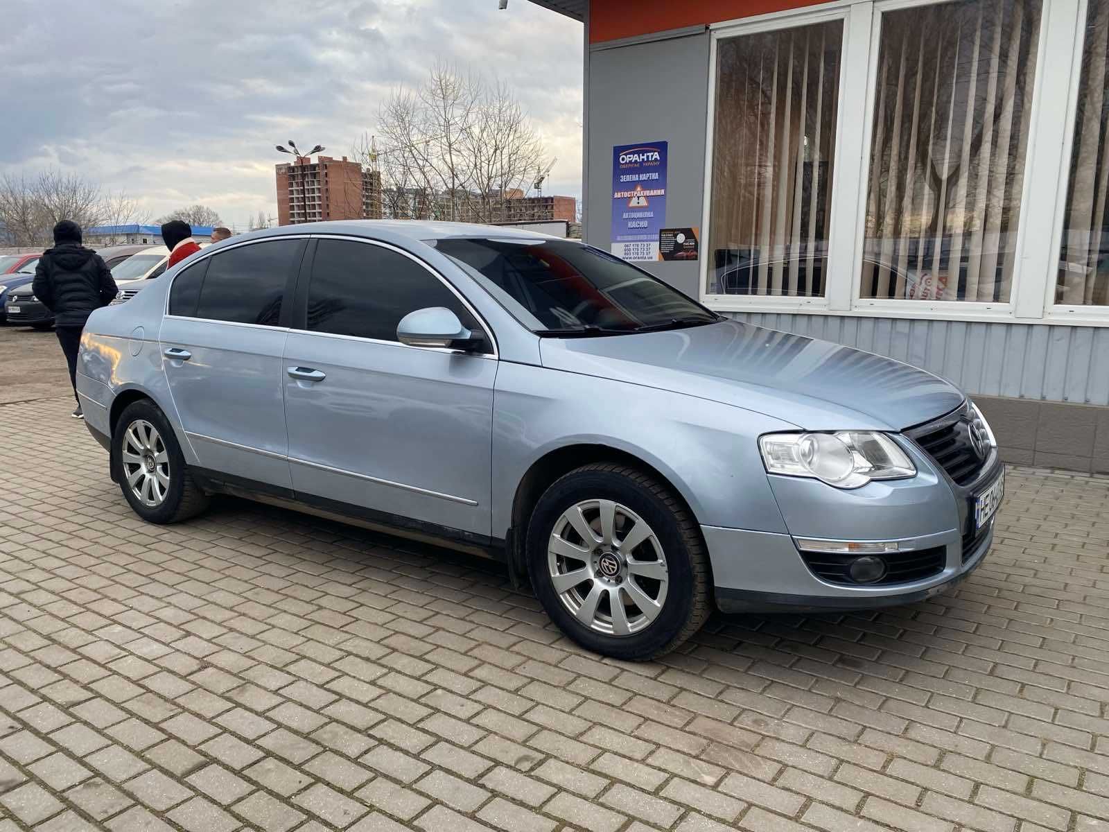 Volkswagen Passat B6 2005 року 2,0 л./бензин