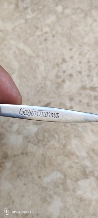 Wyprzedaż garażowa dla lubiących Starocie