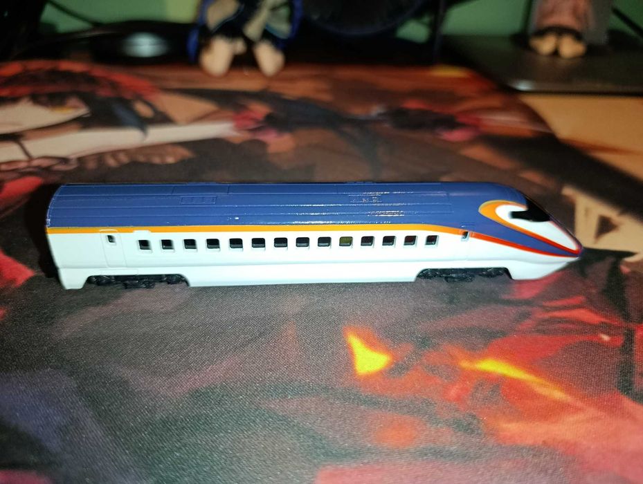 Металева модель поїзда JR E3 Shinkansen (виготовлена в Японії)