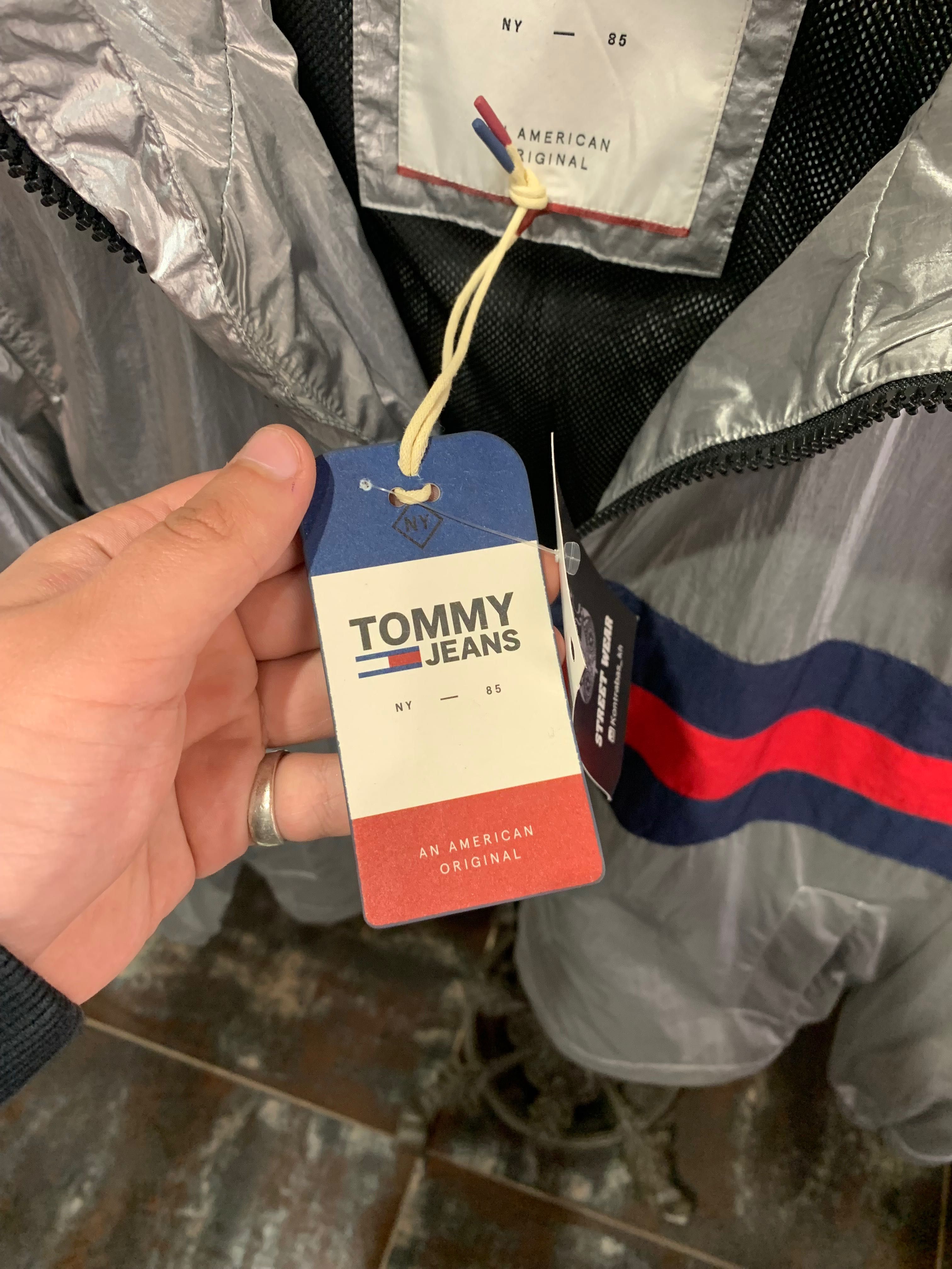 Ветровка Tommy Hilfiger