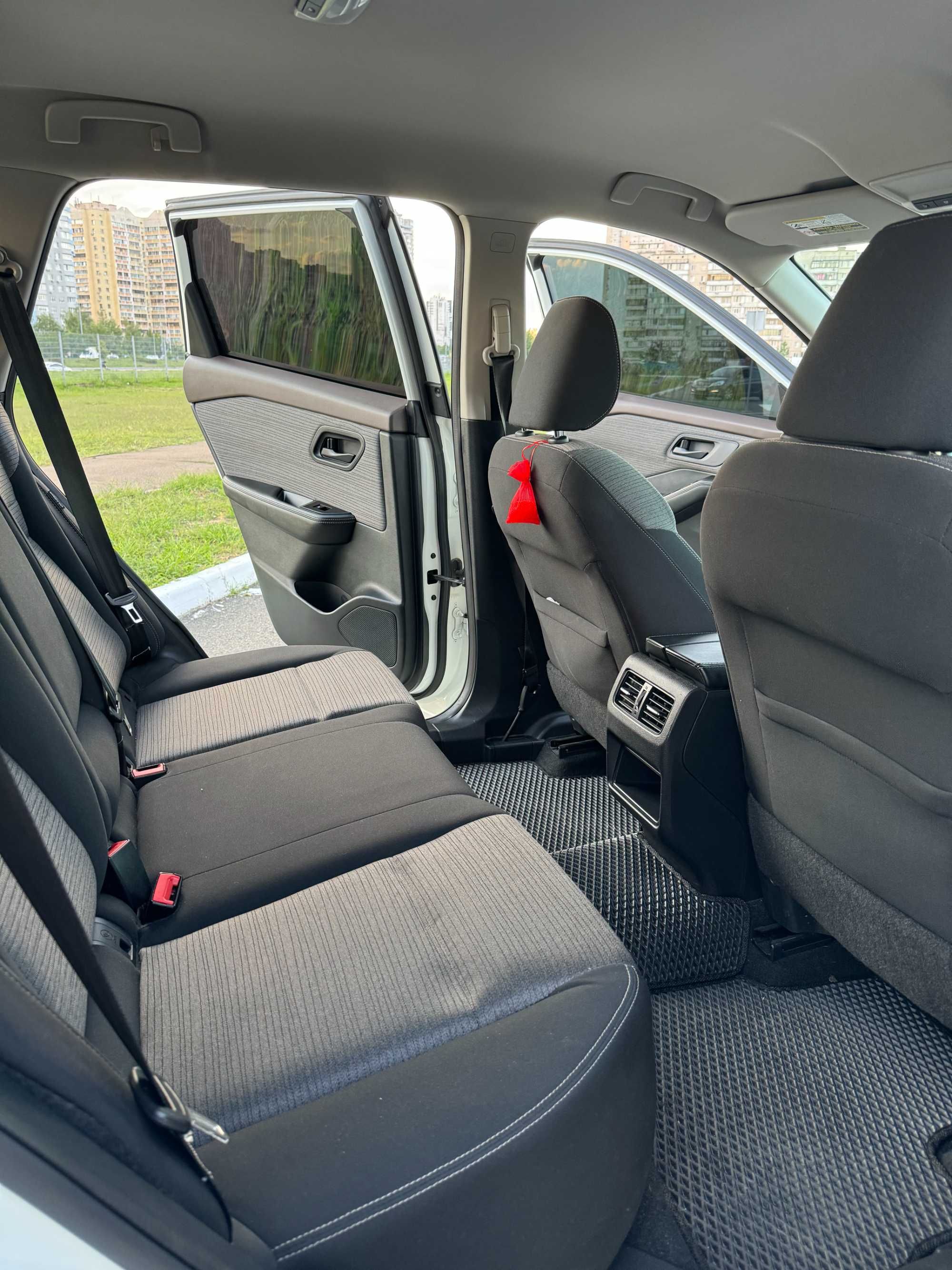 Nissan Rogue T33