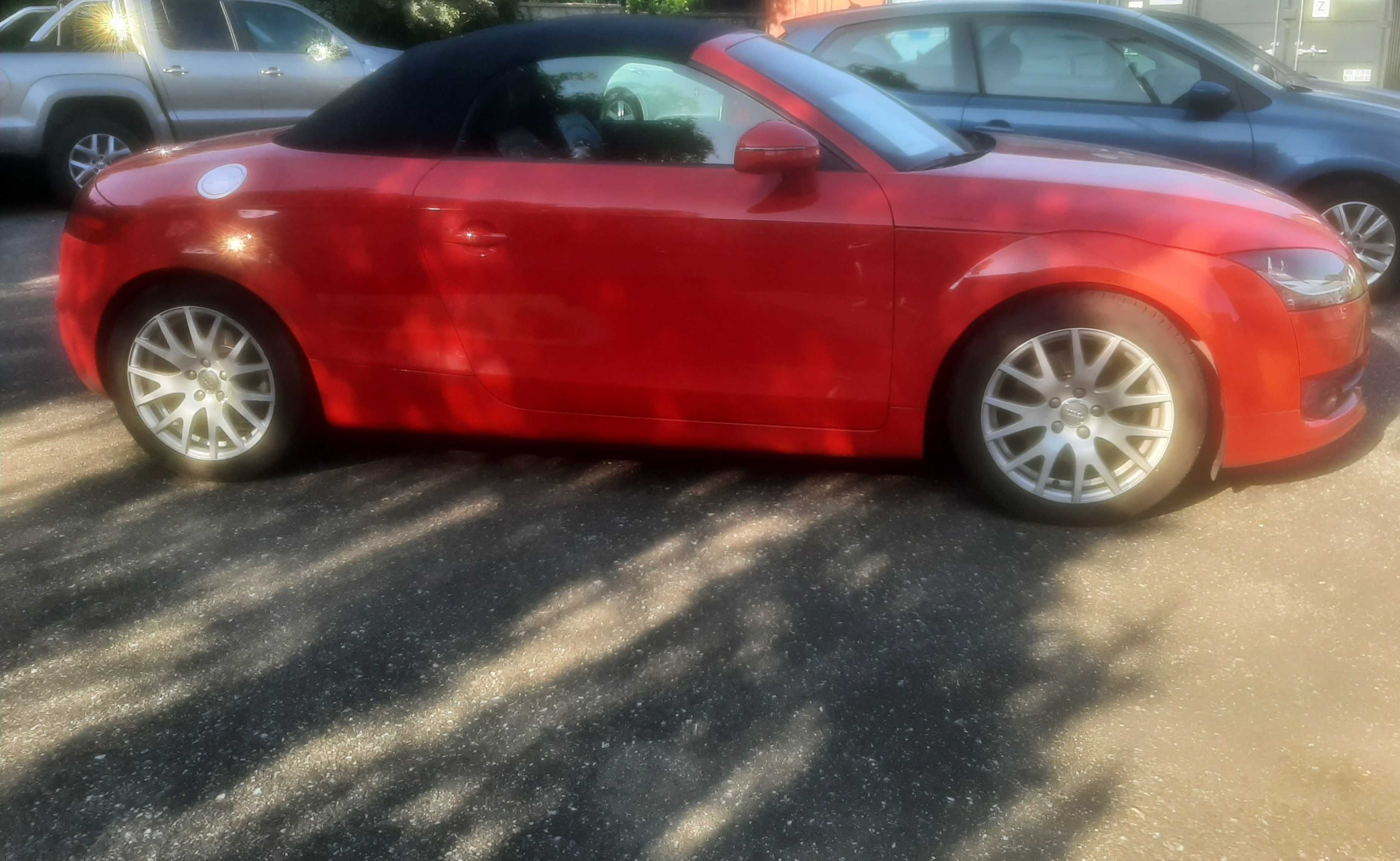 Sprzedam Audii TT kabriolet 2,0 TFSI