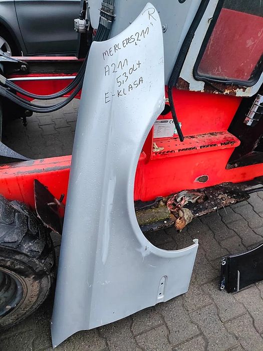 Błotnik Mercedes E-Klasa A211 prawy