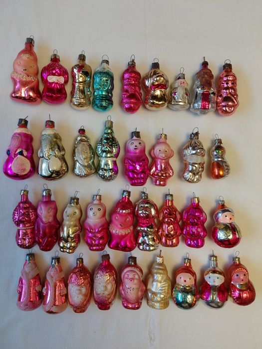 Новорічні ялинкові іграшки.
