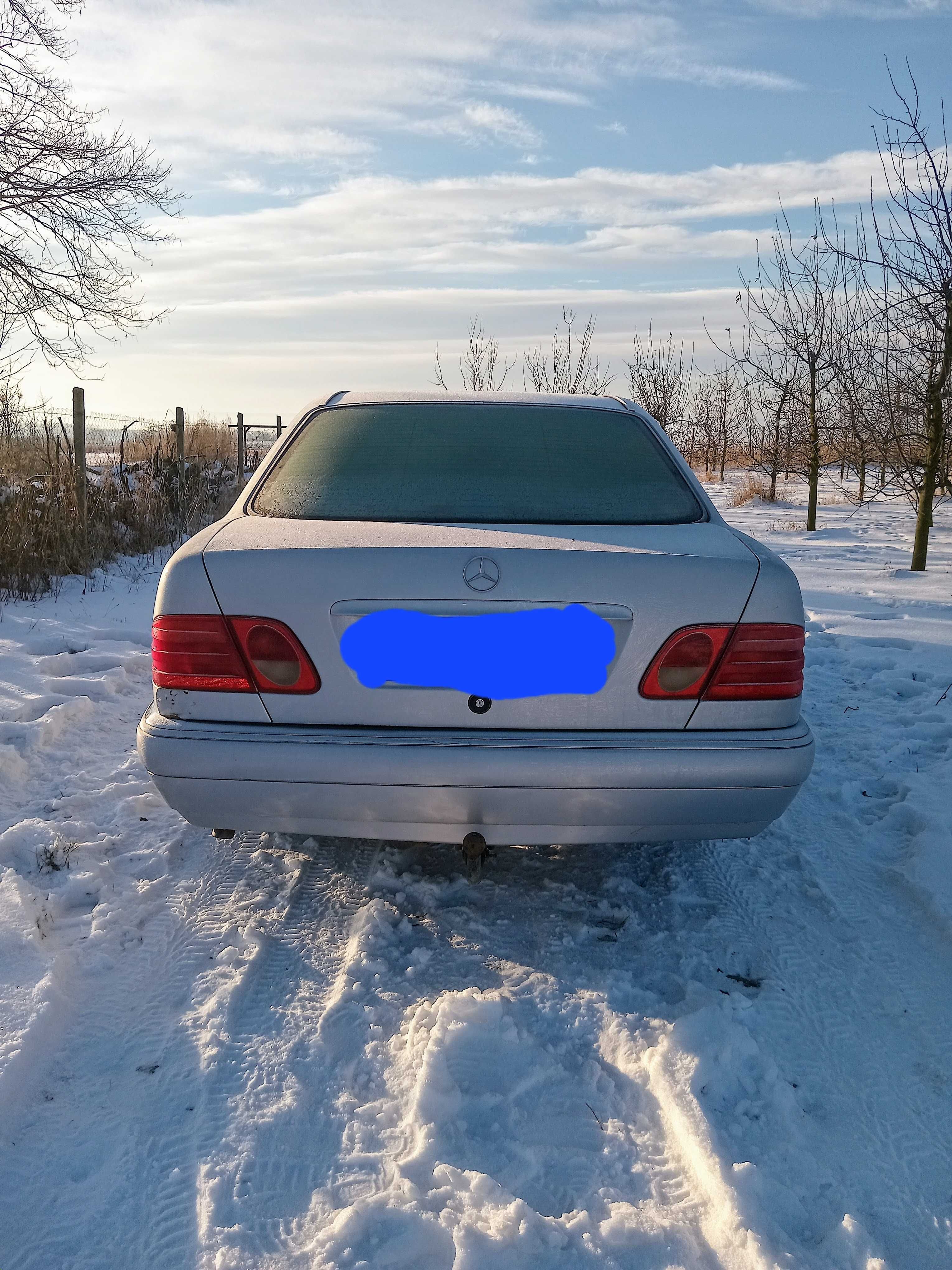 Мерседес W210...