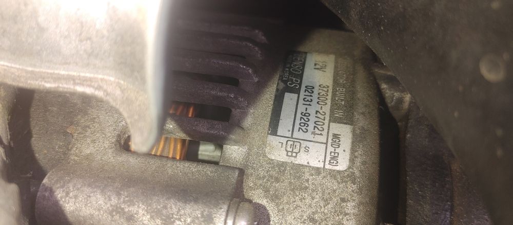 Alternator KIA CARENES 3