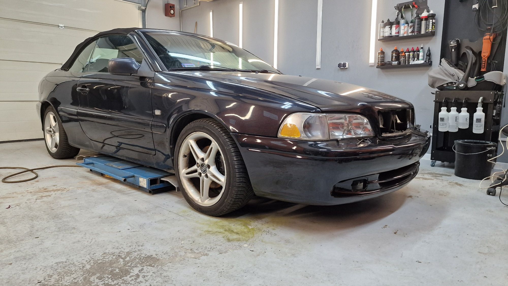 Volvo C70 2.0T 2004 Collection