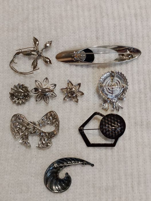 Броши и значки от 50грн