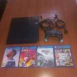 PS4 1Tb com comando e 4 jogos + cabos