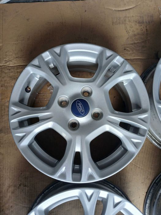 Felgi aluminiowe Ford 6j15 4x108 et 47,5 oryg TPMS Fiesta