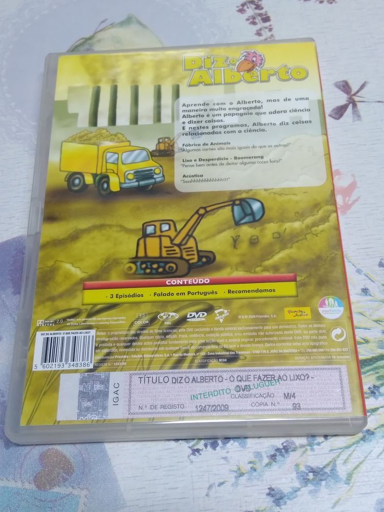 DVD do filme "Diz o Alberto - o que fazes ao lixo?"