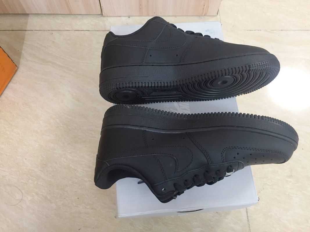 Buty męskie trampki Nike Air Force 1 czarny r.43