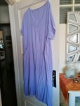 Vestido de verão, lilás