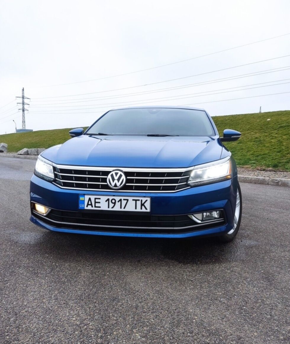 Продам Volkswagen Passat SELPremium