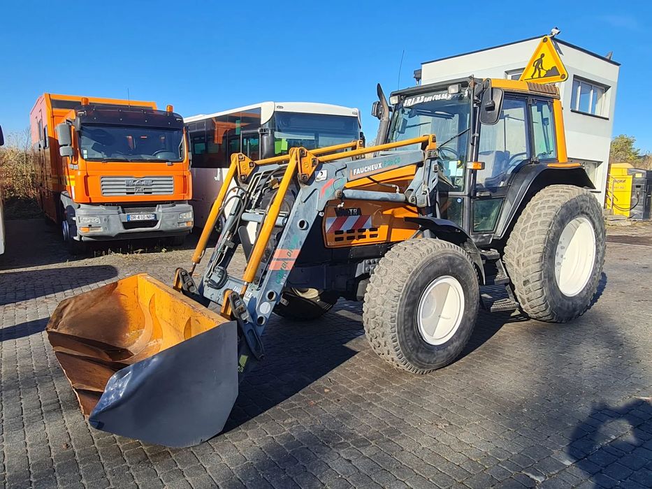 Valtra 6350-4 Valmet Manual 4x4 Tur Ładowacz WOM Klima  John Deere Deutz Massey Ferguson Claas