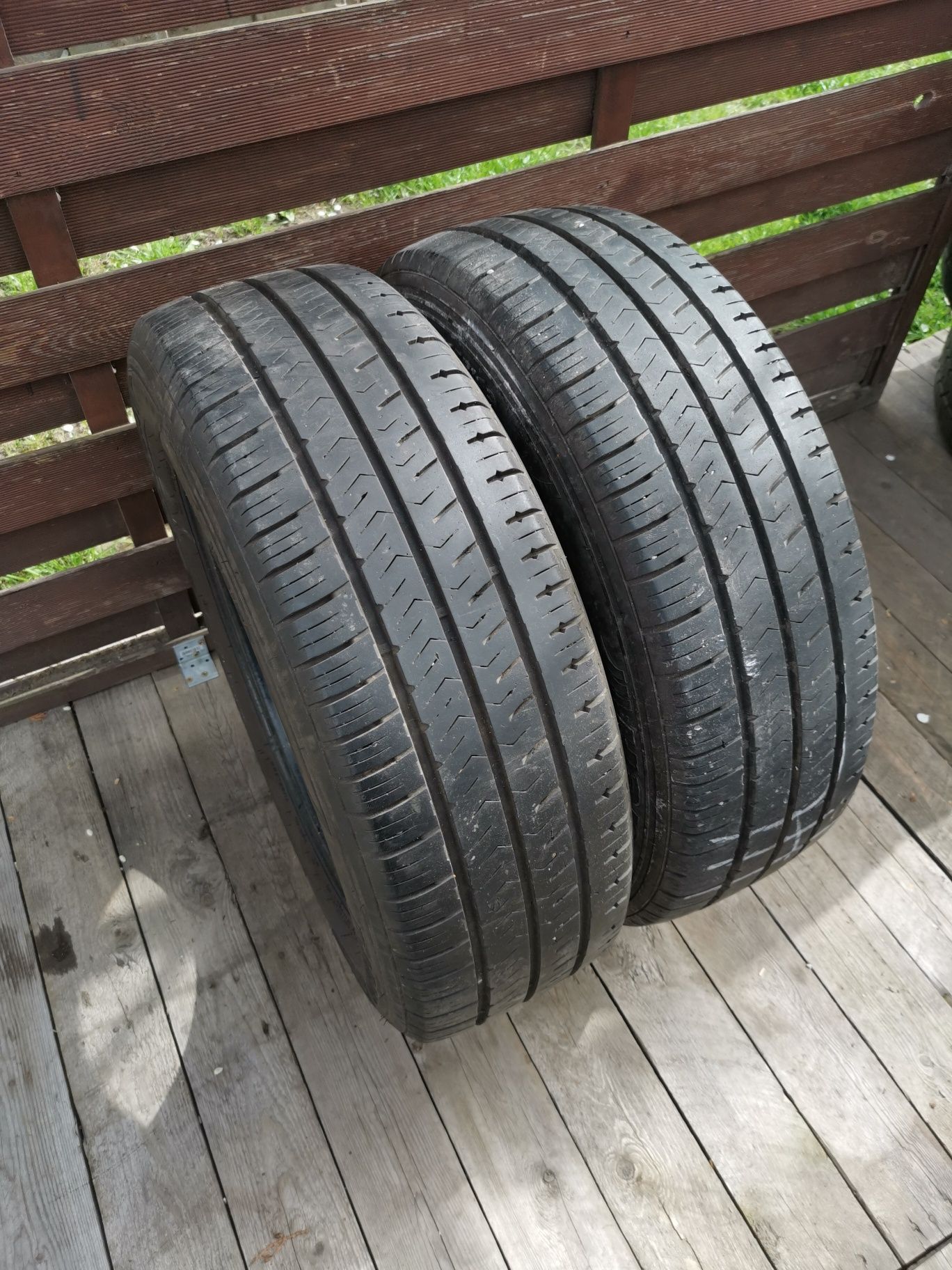 Hankook Radial RA28 205/65r16C 107/105T 2 sztuki