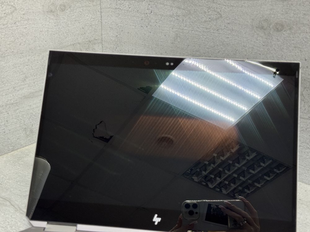 Сенсорний ноутбук Hp ZBook x360 G5/15.6"/256gb ssd/Nvidia/24gb ddr4