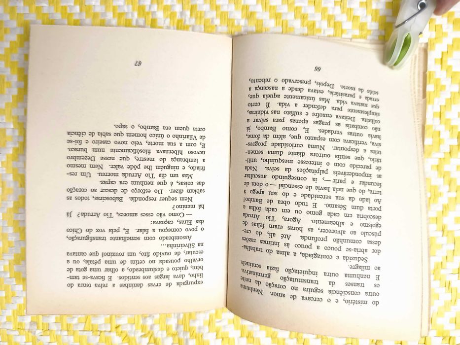 BICHOS
de Miguel Torga.