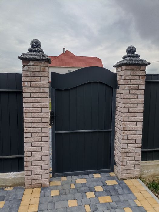 Новозбудований будинок