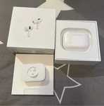 Biały stuchawki AirPods Pro2