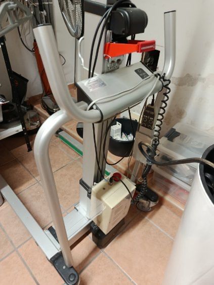 Wyciąg nad łóżko dla chorego