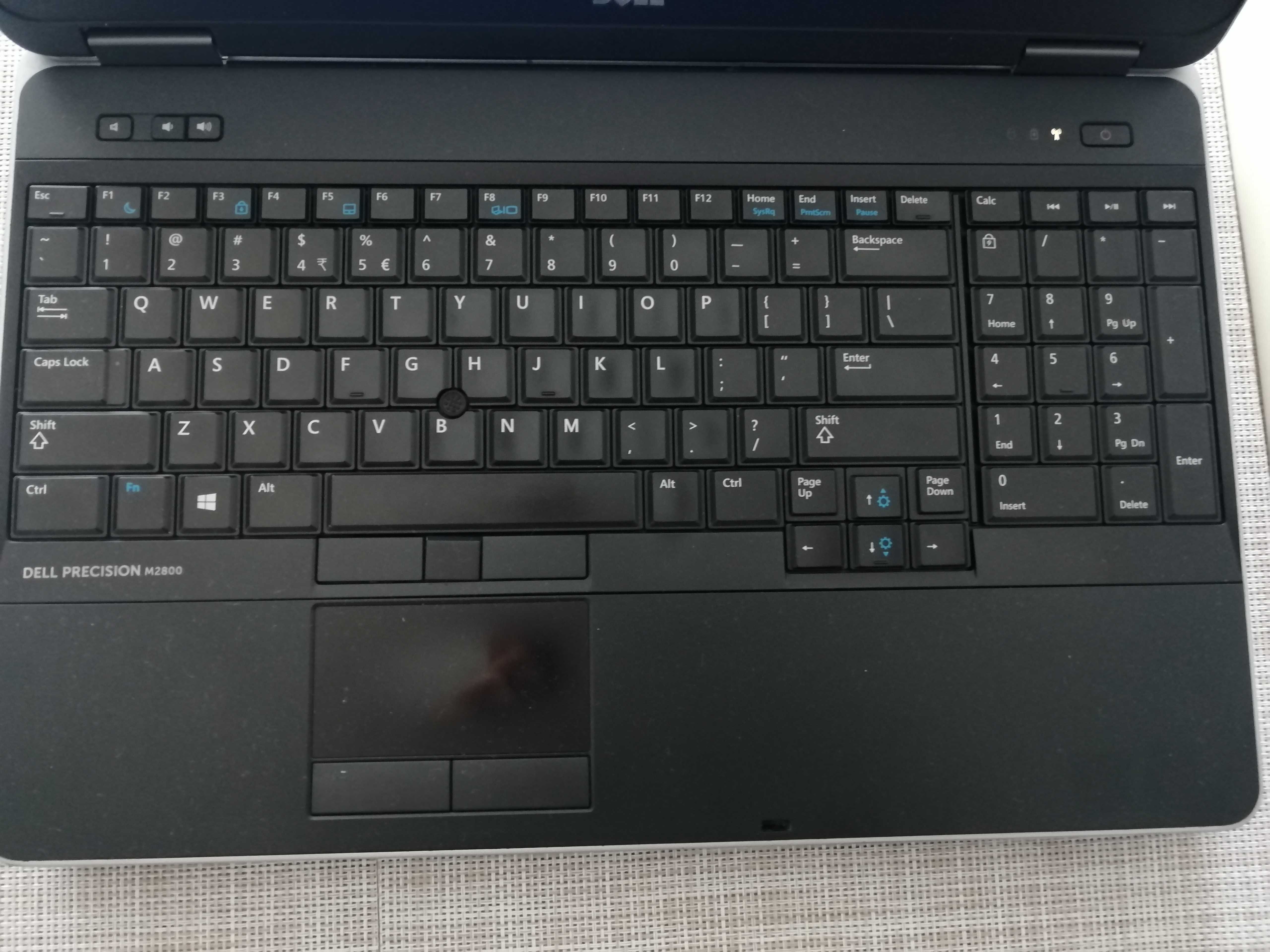 Sprzedam laptopa Dell Precision M2800