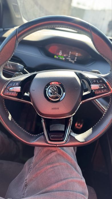 Skoda enyaq iv Sportline