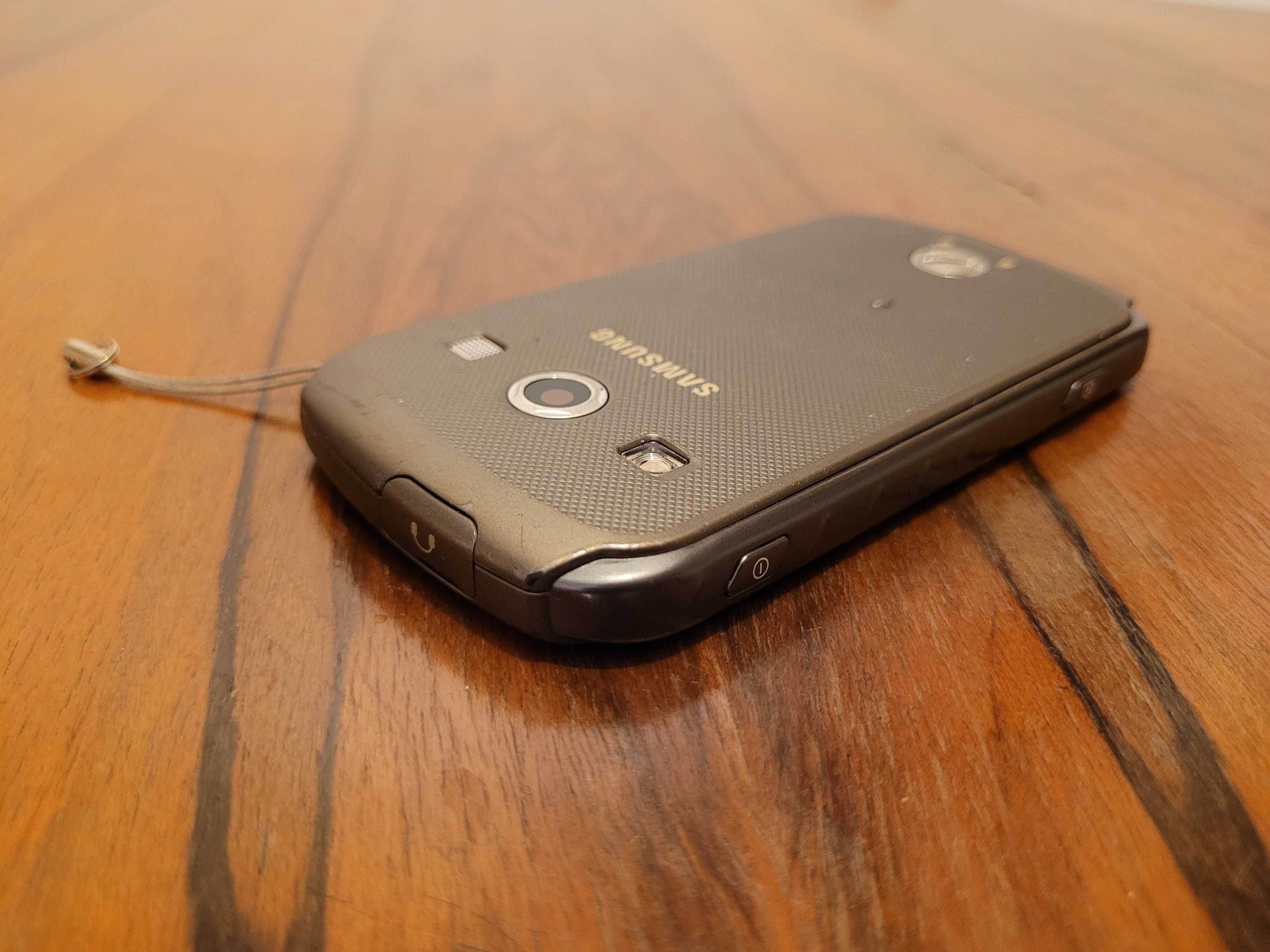 Samsung Galaxy Xcover 2 GT-S7710 + słuchawka Nokia BH-108