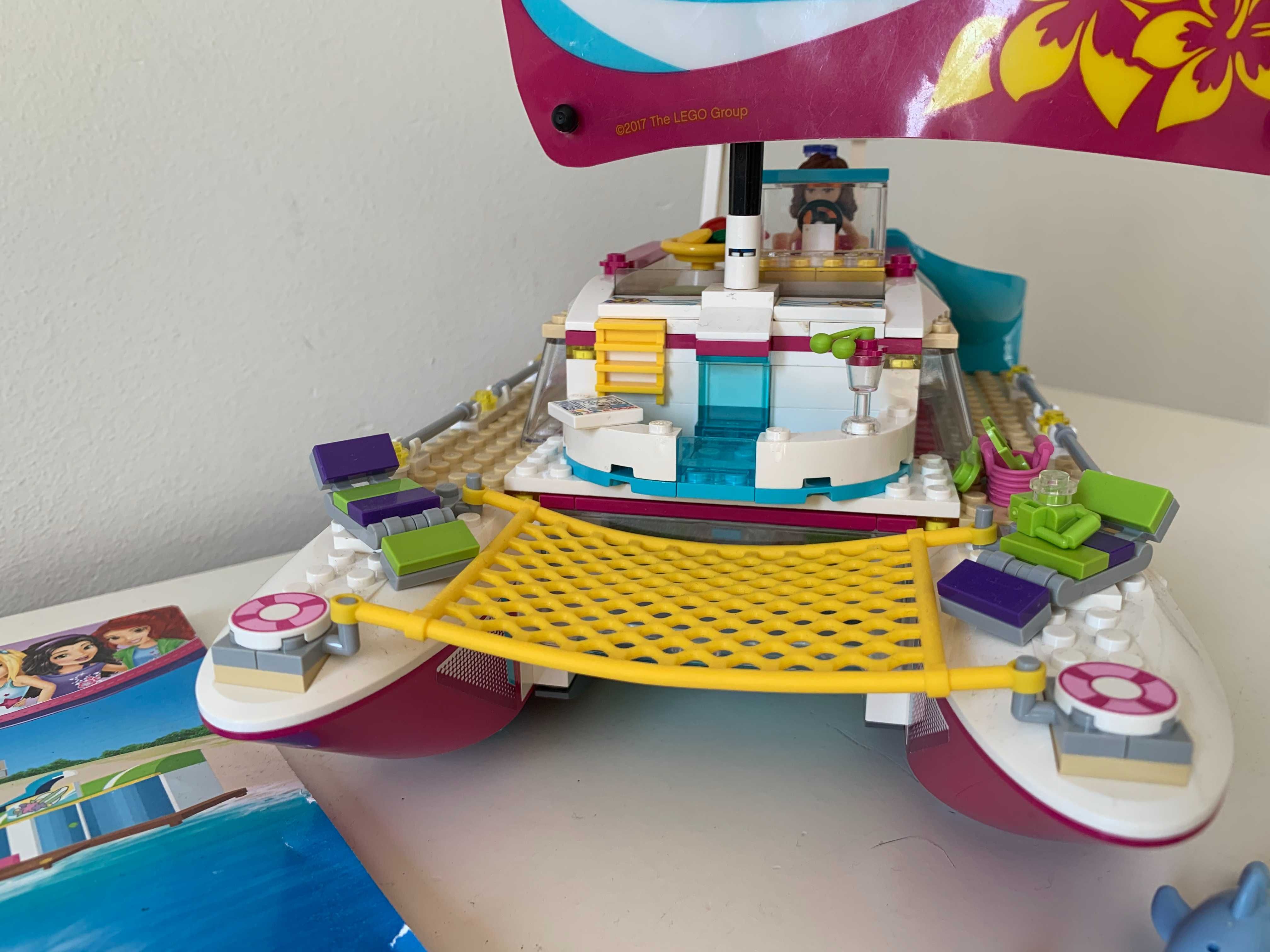 LEGO Friends Słoneczny katamaran 41317 Kompletny