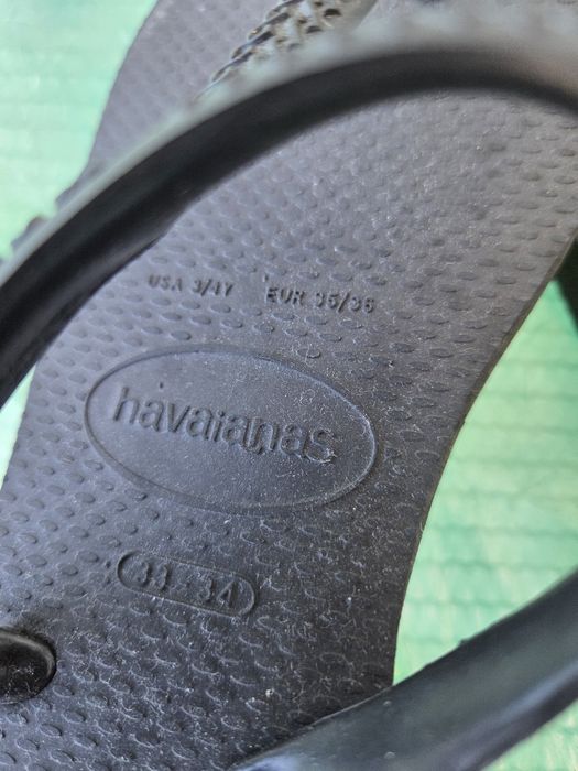 Sandálias pretas Havaianas