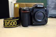Nikon d500 + grip  Nikon MB-D17