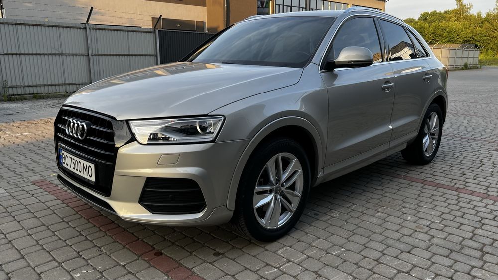 Продам Audi Q3 2.л бензин