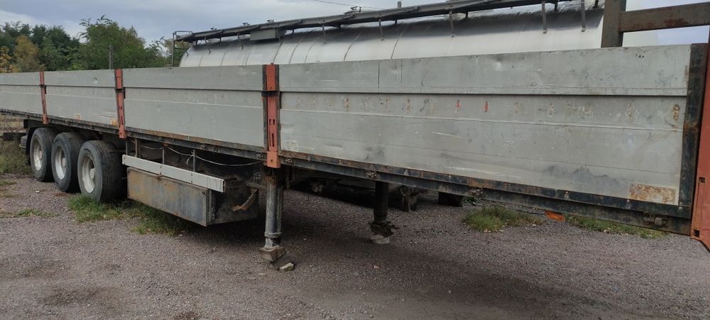 Полуприцеп бортовой