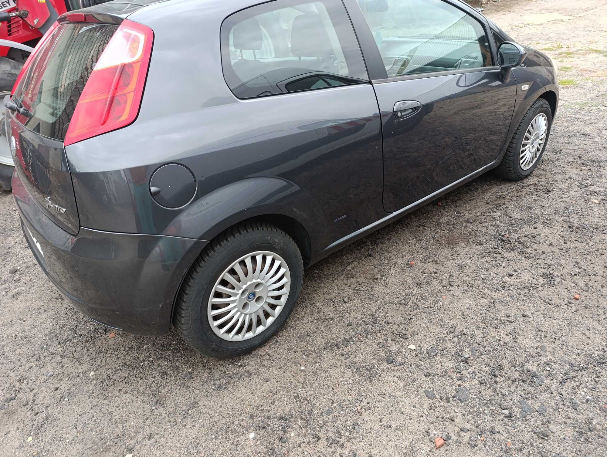 Punto Grande 90 km 1,3 JTD 2007
