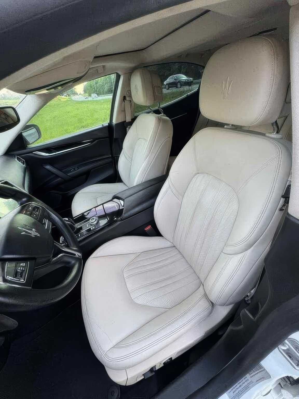 2017 Maserati Ghibli