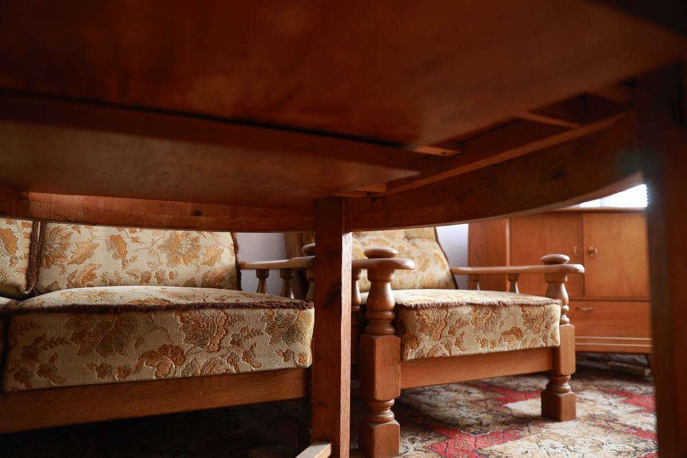 Sprzedam drewniany stół rozkładany